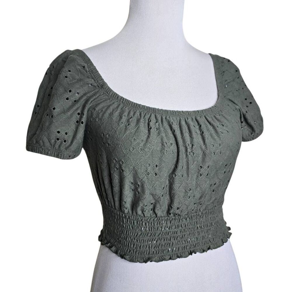Hollister Eyelet Crop Top Olive Green Smocked Short Sleeve Boho Size XS